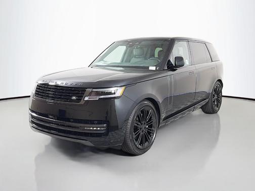 Santorini Black 2026 Land Rover Range Rover P400 SE 7 Seat
