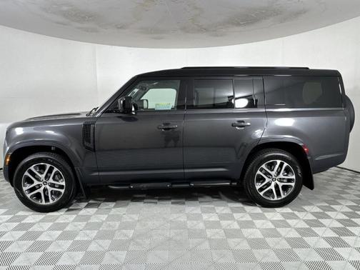 2025 Land Rover Defender P400 S