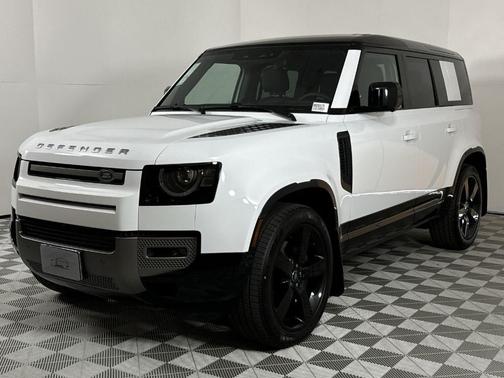 2025 Land Rover Defender P500 X-Dynamic SE