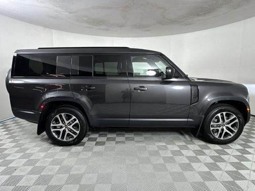 2025 Land Rover Defender P400 S
