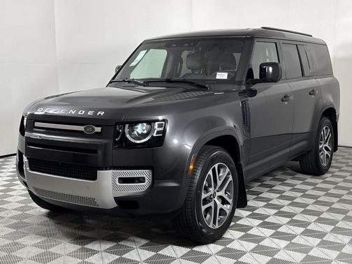 2025 Land Rover Defender P400 S