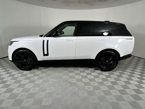2025 Land Rover Range Rover P400 SE
