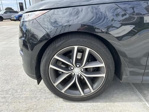 2023 Land Rover Range Rover Sport SE