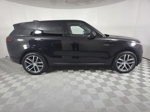 2023 Land Rover Range Rover Sport SE