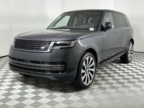 2025 Land Rover Range Rover P530 SE 7 Seat