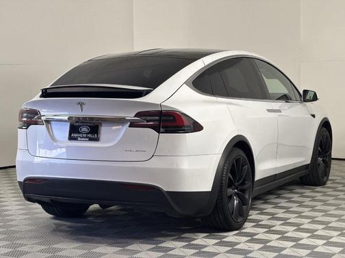 2020 Tesla Model X Long Range