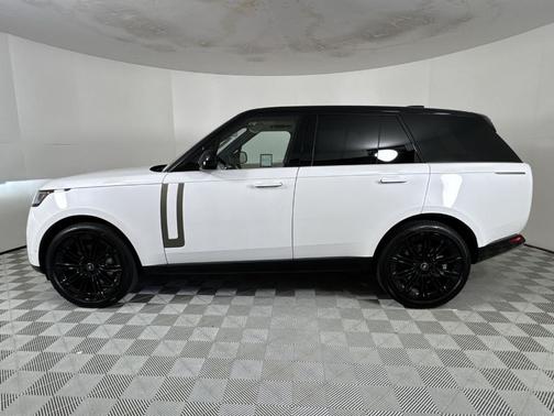 2025 Land Rover Range Rover P530 SE