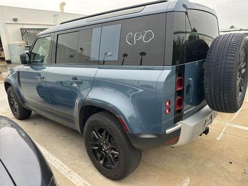 2023 Land Rover Defender 110 S