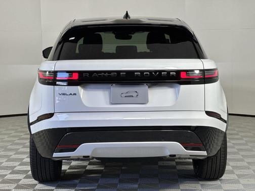 2026 Land Rover Range Rover Velar P250 Dynamic SE