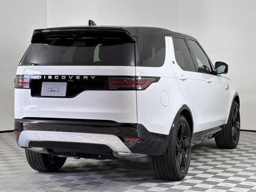 2025 Land Rover Discovery P360 Metropolitan Edition