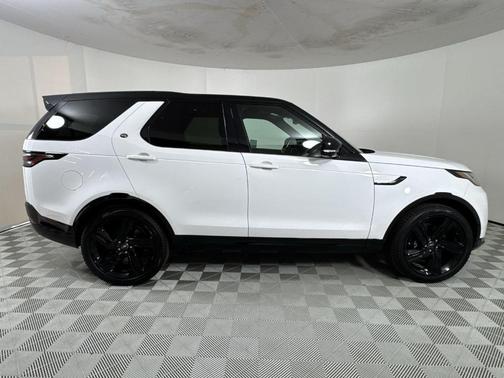 2025 Land Rover Discovery P360 Metropolitan Edition