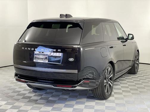 Santorini Black 2023 Land Rover Range Rover P530 SE