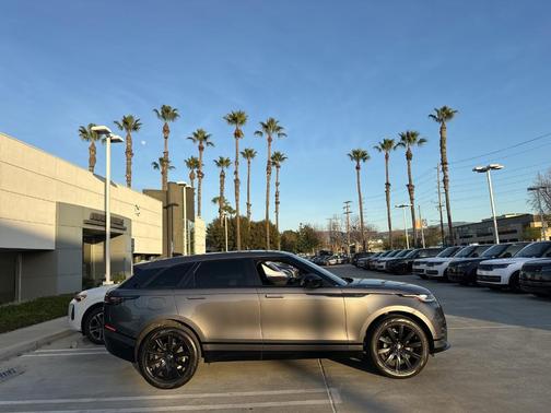 2019 Land Rover Range Rover Velar P250 SE R-Dynamic