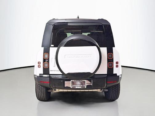 Fuji White 2026 Land Rover Defender P300 S
