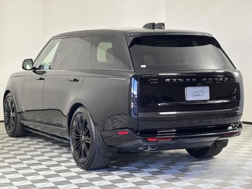 2025 Land Rover Range Rover AUTOBIOGRAPHY