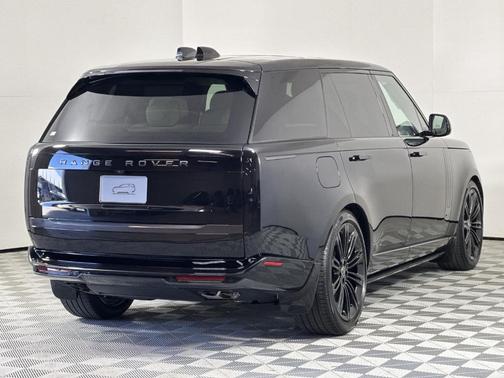 2025 Land Rover Range Rover AUTOBIOGRAPHY