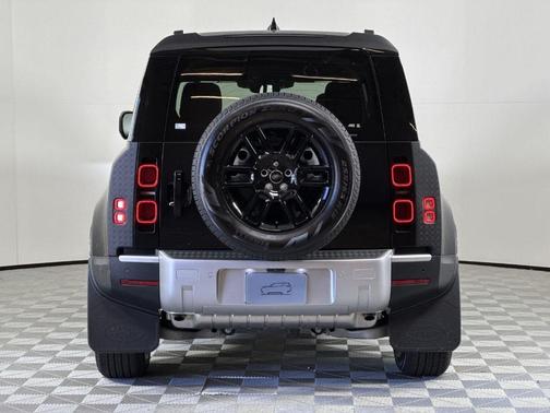 2025 Land Rover Defender P300