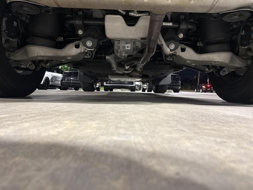 2025 Land Rover Defender P300