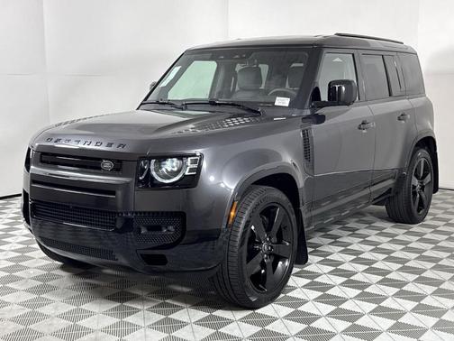 2025 Land Rover Defender P400 X-Dynamic SE