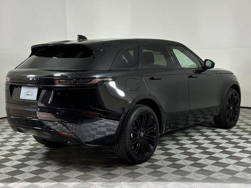 2025 Land Rover Range Rover Velar P400 Dynamic SE