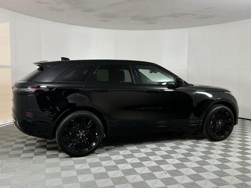 2025 Land Rover Range Rover Velar P400 Dynamic SE