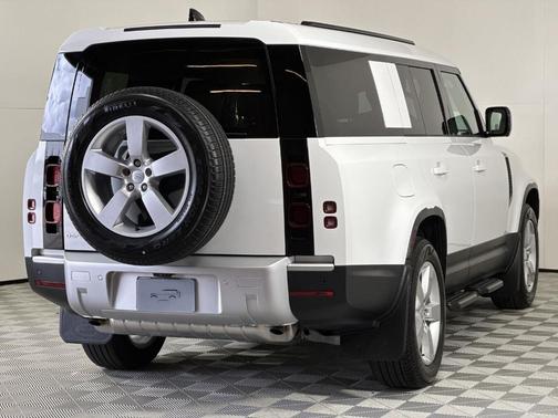 2025 Land Rover Defender P400 S