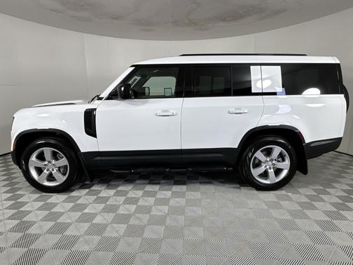 2025 Land Rover Defender P400 S