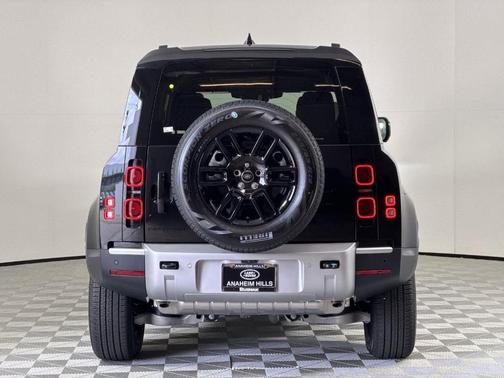 2025 Land Rover Defender P300