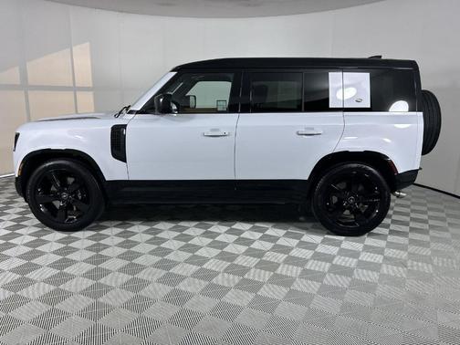 2023 Land Rover Defender 110 V8