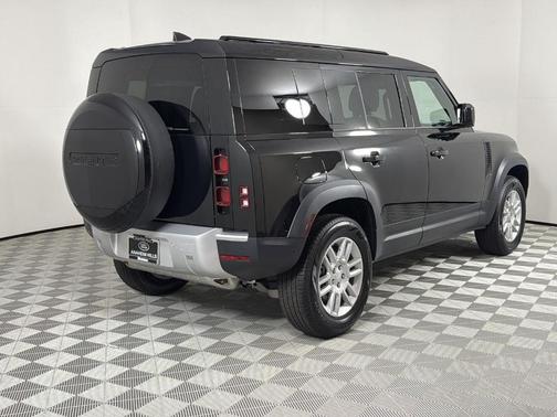 2025 Land Rover Defender P400 S