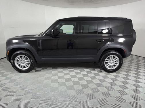 2025 Land Rover Defender P400 S