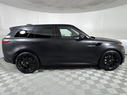 2025 Land Rover Range Rover Sport P530 Dynamic SE