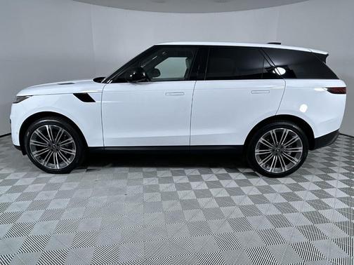 2025 Land Rover Range Rover Sport P360 SE