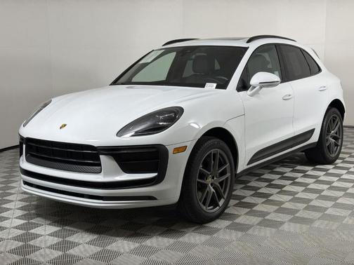 2022 Porsche Macan Base