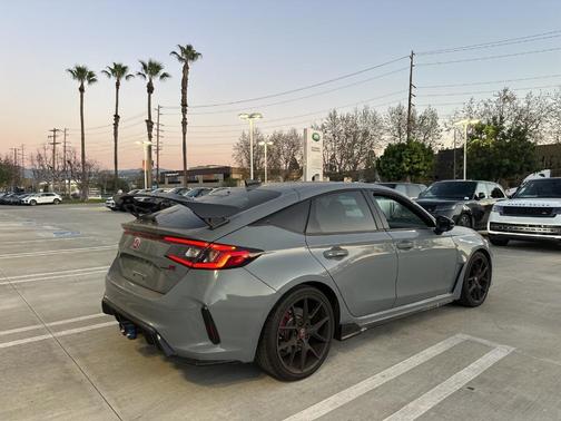 2023 Honda Civic Type R Base