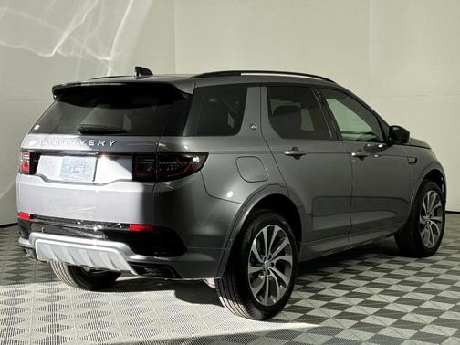 2025 Land Rover Discovery Sport S