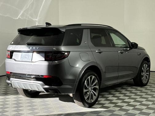 2025 Land Rover Discovery Sport S