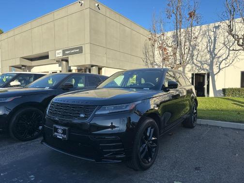 2026 Land Rover Range Rover Velar Dynamic SE