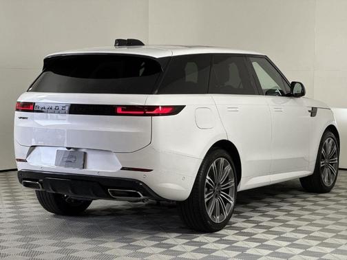2025 Land Rover Range Rover Sport P400 Dynamic SE
