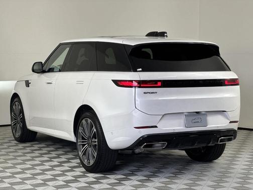 2025 Land Rover Range Rover Sport P400 Dynamic SE