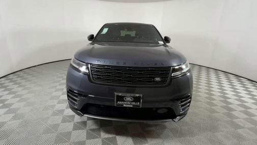 2026 Land Rover Range Rover Velar Dynamic SE