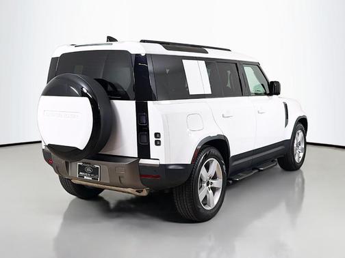 Fuji White 2026 Land Rover Defender P300 S