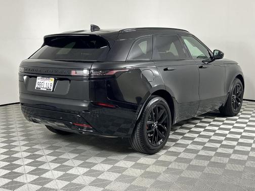 2025 Land Rover Range Rover Velar P250 Dynamic SE