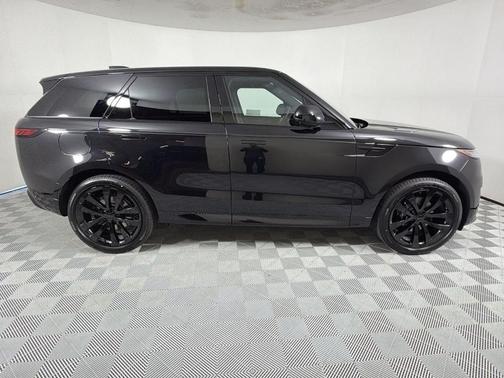 Santorini Black 2026 Land Rover Range Rover Sport P400 Dynamic SE