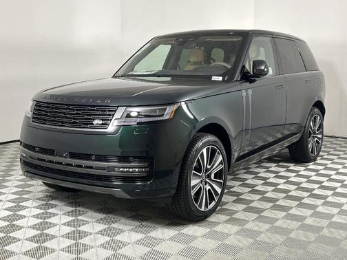 2025 Land Rover Range Rover P550e SE