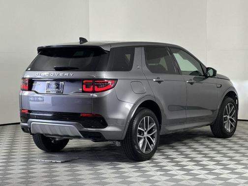 2025 Land Rover Discovery Sport S