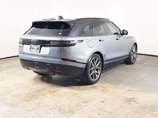 Zadar Grey 2025 Land Rover Range Rover Velar P400 Dynamic SE