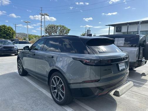 Zadar Grey 2025 Land Rover Range Rover Velar P400 Dynamic SE