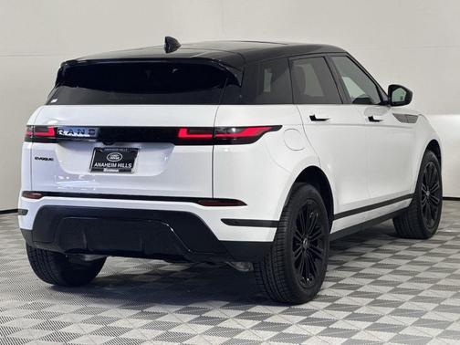 2025 Land Rover Range Rover Evoque Core S