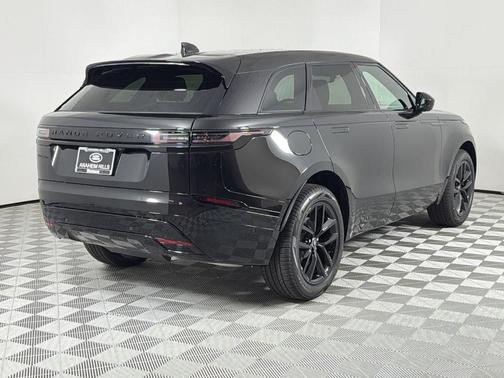 2026 Land Rover Range Rover Velar P250 Dynamic SE